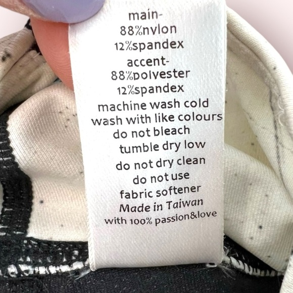 Citta X Kayla Wang Athletic Cropped Leggings Women's Size M Black White Marble - Picture 8 of 9